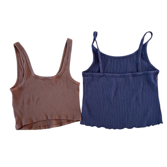 TWO Old Navy Cropped Tank Top Women’s Size Large - Picture 2 of 4